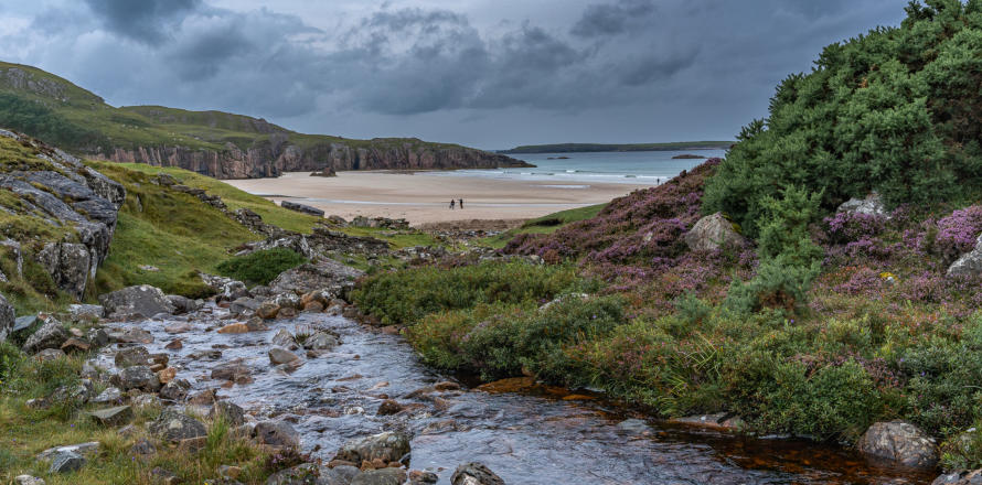 Ceannabeinne Beach