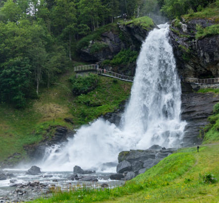 Steindalsfossen