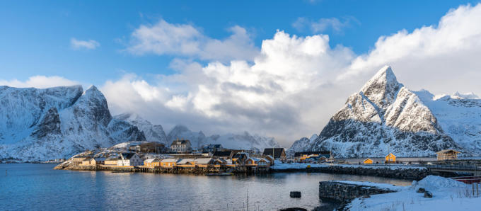 Sakrisøya