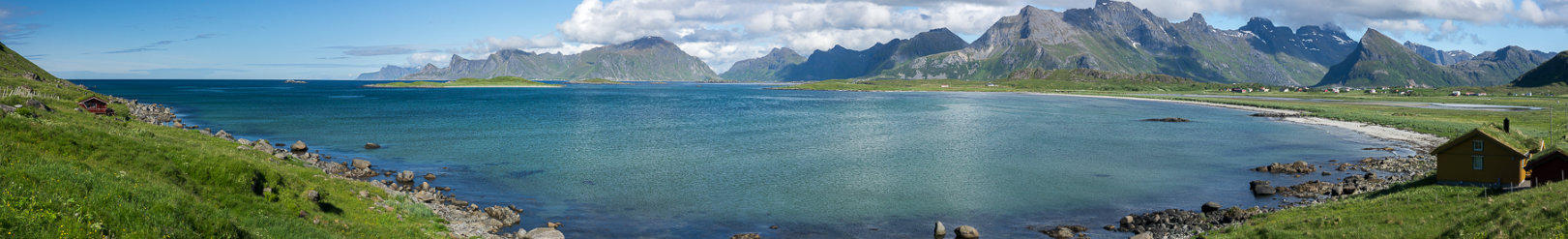 Panorama der Küste bei Fredvang/Lofoten